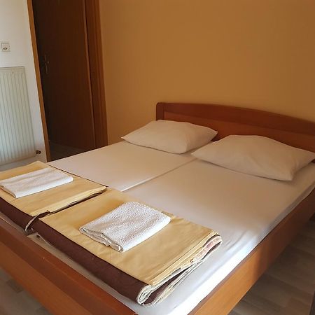Rooms Hunter Malinska Extérieur photo