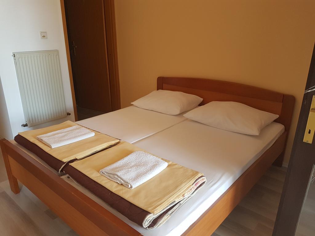 Rooms Hunter Malinska Extérieur photo