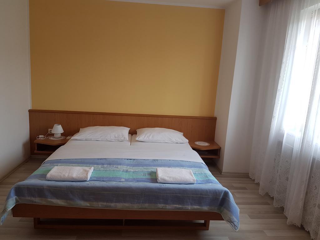 Rooms Hunter Malinska Extérieur photo